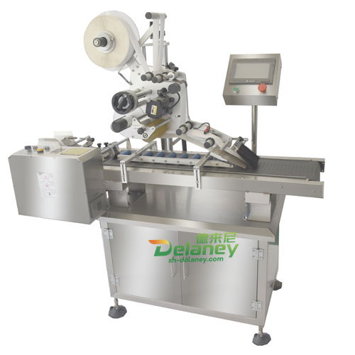 Plane labeling machine